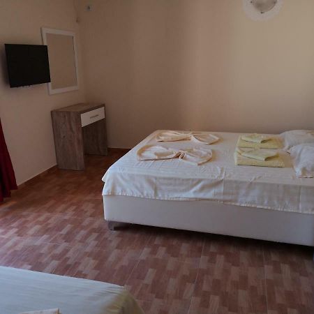 Rooms Ibrocevic Улцинь Экстерьер фото