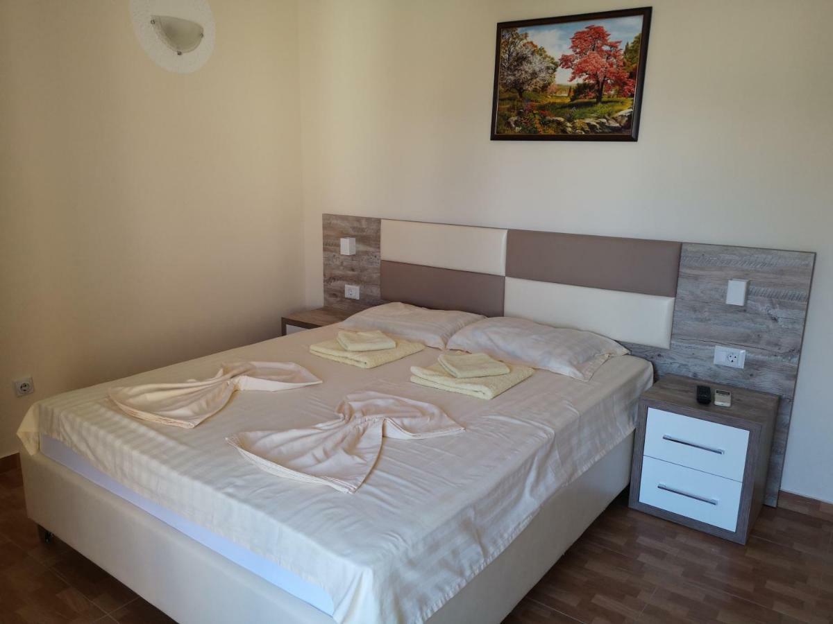 Rooms Ibrocevic Улцинь Экстерьер фото