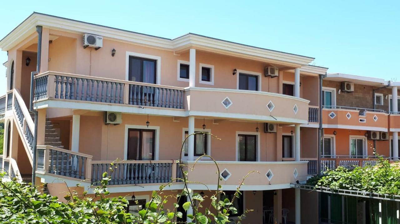 Rooms Ibrocevic Улцинь Экстерьер фото